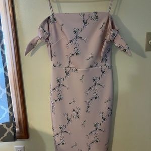 NWT True Violet Dress, Pink & white Floral, Size 14 Flattering Figure